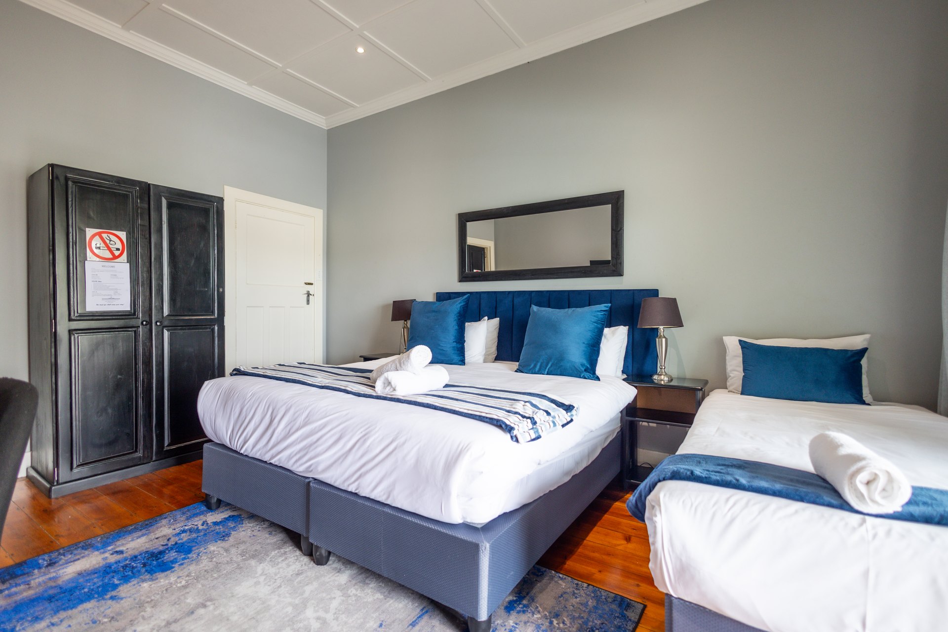King Room 6 With Balcony at Fusion House in East London